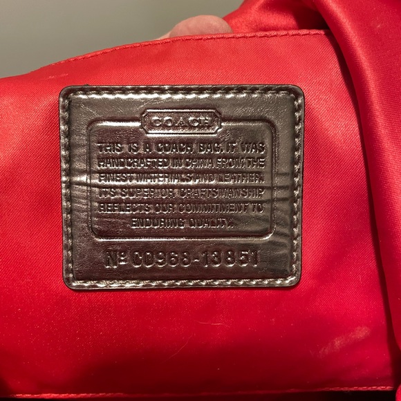 Coach Poppy Bag - Picture 2 of 2